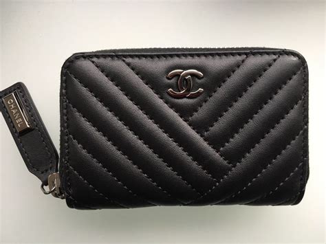 chanel small zip wallet chevron